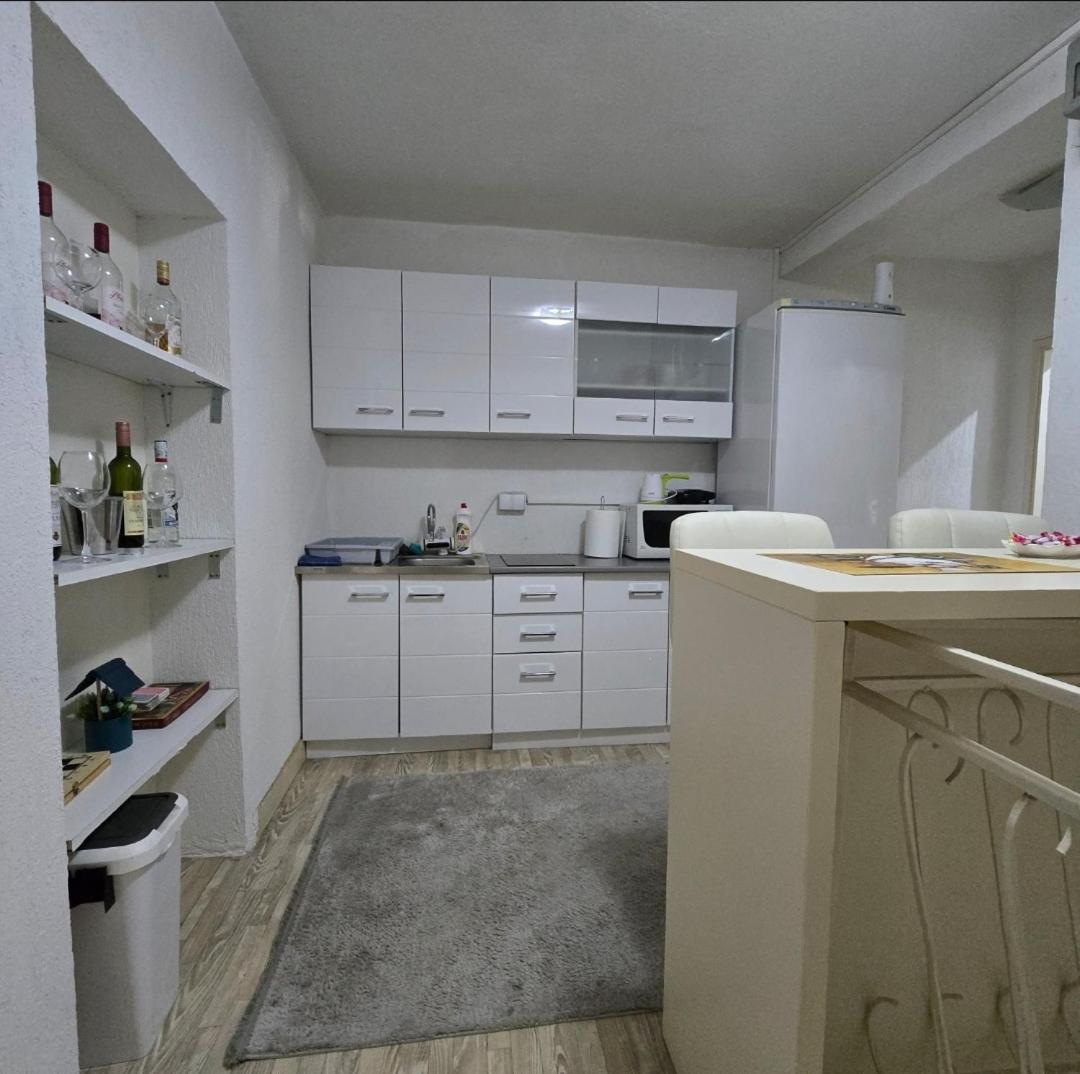 Apartment Center 23 Подгориця Екстер'єр фото
